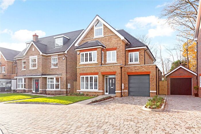 5 Bedroom Detached House To Rent In Albright Gardens, Stompond Lane, Walton On Thames, Surrey, KT12