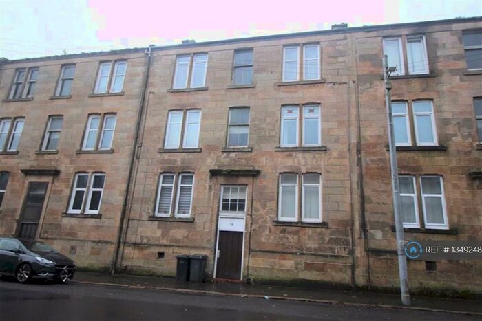 1 Bedroom Flat To Rent In Dempster Street, Greenock, PA15