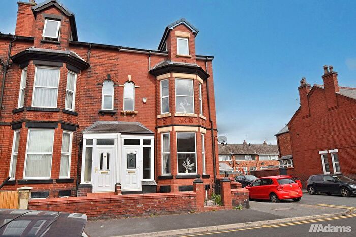 4 Bedroom End Of Terrace House For Sale In The Avenue, Leigh, WN7