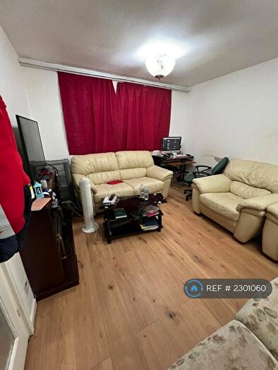 3 Bedroom Terraced House To Rent In Cramphorn Walk, Chelmsford, CM1