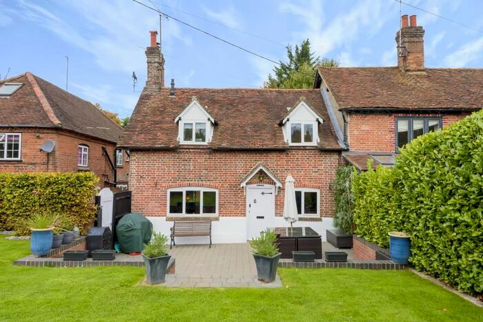 3 Bedroom End Of Terrace House For Sale In Ley Hill, Buckinghamshire, HP5