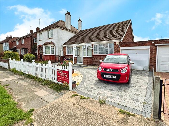 2 Bedroom Bungalow For Sale In Severn Road, Clacton-on-Sea, Essex, CO15