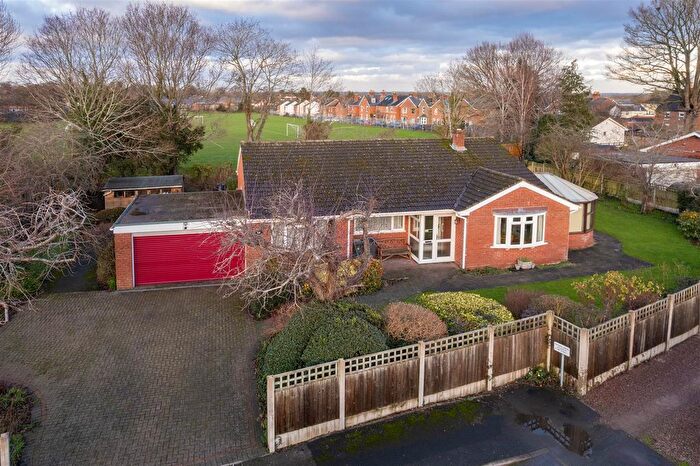 3 Bedroom Detached Bungalow For Sale In Britten Drive, Malvern, WR14