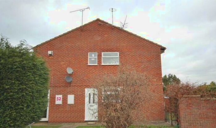 2 Bedroom House To Rent In Cornwallis Road, Rugby, CV22