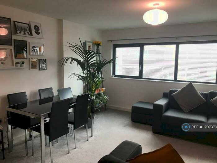 1 Bedroom Flat To Rent In Caledonian Road, London, N7