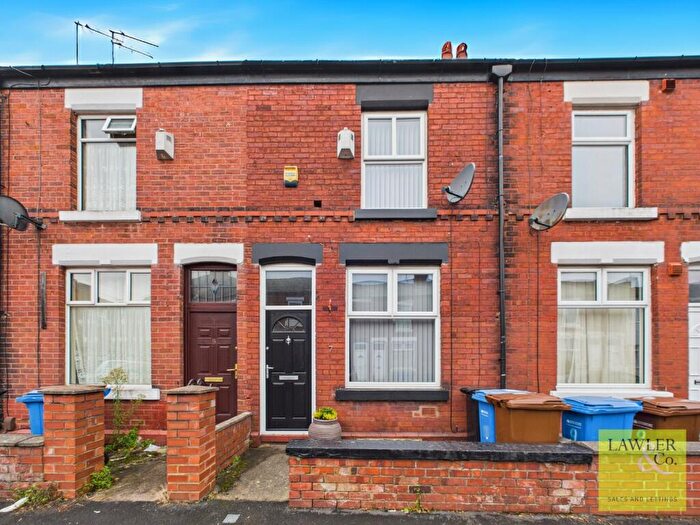 2 Bedroom Terraced House For Sale In Farr Street, Stockport, SK3