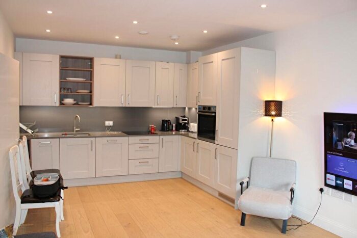 1 Bedroom Flat For Sale In Wrest House, Inglis Way, London, NW7