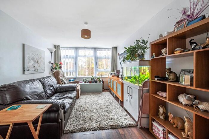 1 Bedroom Flat For Sale In Bracknell, Berkshire, RG12
