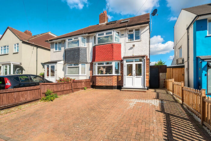 4 Bedroom Semi Detached House For Sale In Southview Road, Bromley, BR1