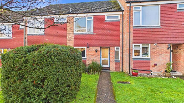 3 Bedroom Terraced House For Sale In The Larches, Horsell, GU21