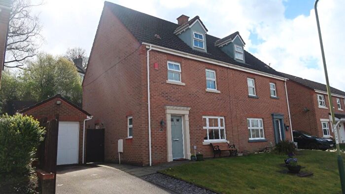 4 Bedroom Semi Detached House For Sale In Cwm Braenar, Pontllanfraith, NP12