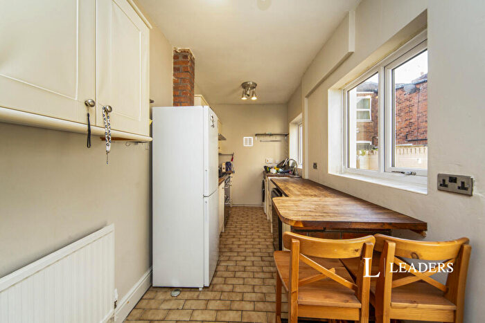 2 Bedroom Terraced House To Rent In Tomkinson Street, CH2