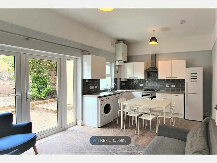 5 Bedroom Terraced House To Rent In Ashley Hill, Bristol, BS6