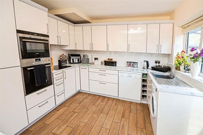 3 Bedroom Bungalow For Sale In Hall View, Caego, Wrexham, LL11