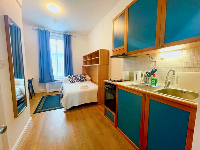 Studio To Rent In Fulham Palace Road, Hammersmith, London, W6