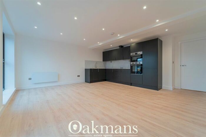 2 Bedroom Flat To Rent In Treadwell Court, Stratford Road, Shirley, B90