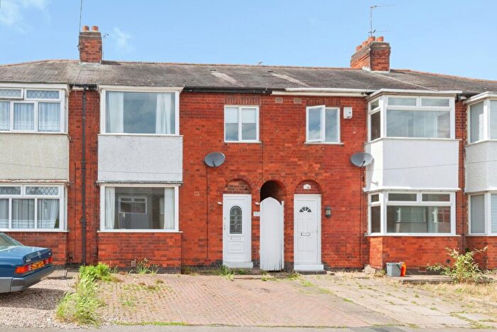 3 Bedroom Town House For Sale In Leyland Road, Leicester, Leicestershire, LE3