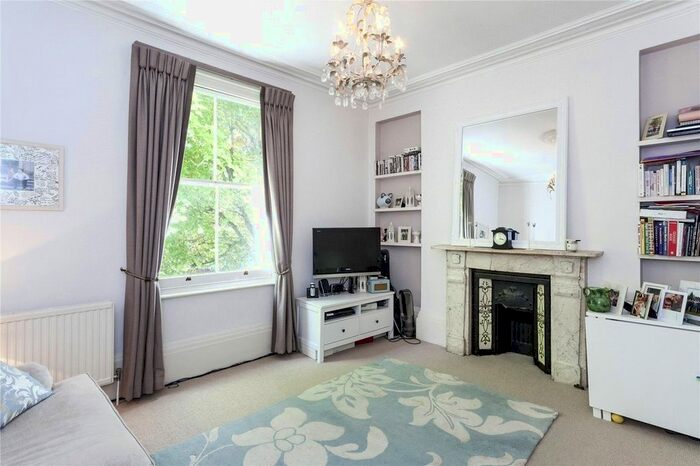 2 Bedroom Flat To Rent In Peterborough Villas, Sands End, SW6