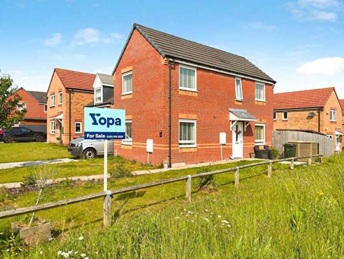 3 Bedroom Semi-Detached House For Sale In Thomas Hill Grove, Mexborough, S64