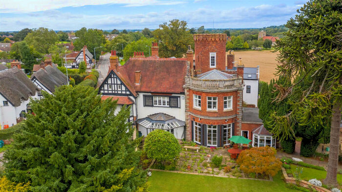 5 Bedroom Semi-Detached House For Sale In The Manor House At Radford Semele, Leamington Spa, Warwickshire, CV31