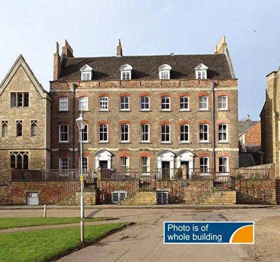 1 Bedroom Flat To Rent In Minster Precincts, Peterborough, PE1