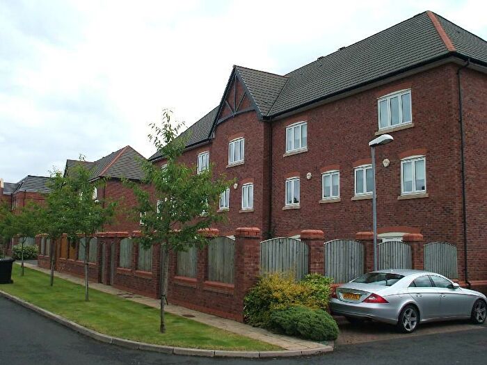 3 Bedroom House To Rent In Waterside, Bridgewater Street, Sale, M33