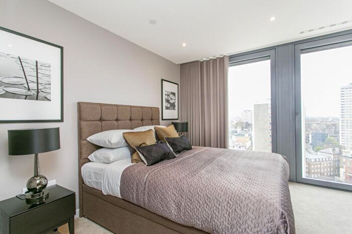 2 Bedroom Apartment To Rent In Chronicle Tower, B City Road, London, EC1V