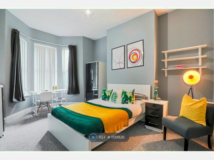 6 Bedroom Terraced House To Rent In Middleborough Road, Coventry, CV1