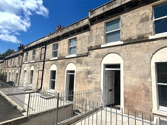 2 Bedroom Apartment To Rent In Bath, BA2