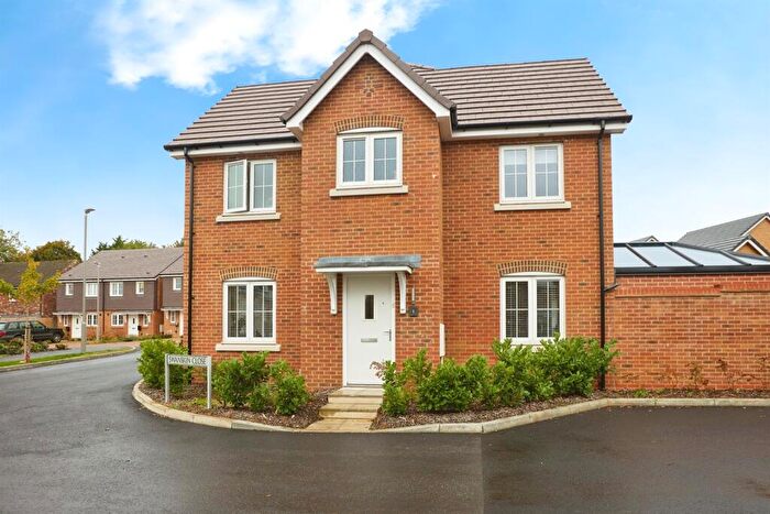 3 Bedroom Semi-Detached House For Sale In Swanskin Close, Sturminster Newton, DT10
