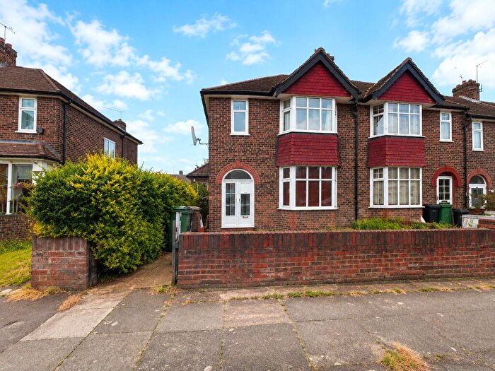 3 Bedroom Terraced House For Sale In South Park Crescent, London, SE6