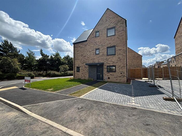 4 Bedroom Detached House To Rent In Freston Road, Ravenswood, Ipswich, IP3