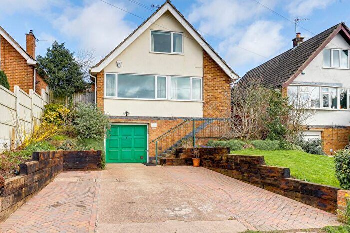 3 Bedroom Detached Bungalow For Sale In Gardenia Grove, Nottingham, NG3