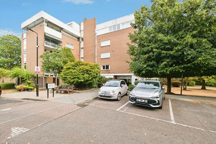 2 Bedroom Flat For Sale In The Bowls, Chigwell, Essex, IG7