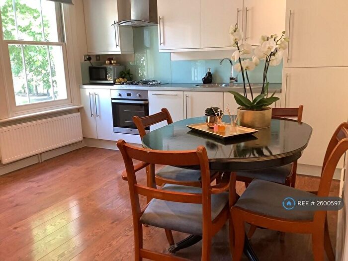 2 Bedroom Flat To Rent In Argyle Road, London, E1