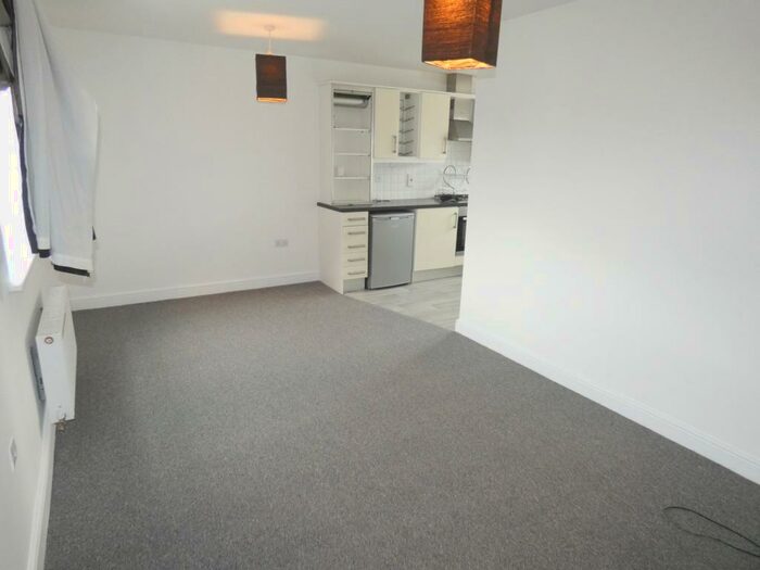 1 Bedroom Apartment To Rent In Salisbury Close, Crewe, CW2