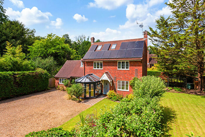 4 Bedroom Detached House For Sale In Hursley Park Road, Winchester, SO21