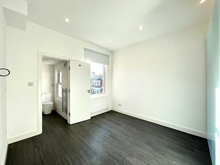 1 Bedroom Property To Rent In Lordship Lane, London, N17