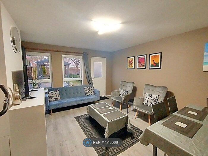 2 Bedroom End Of Terrace House To Rent In Days Close, Coventry, CV1