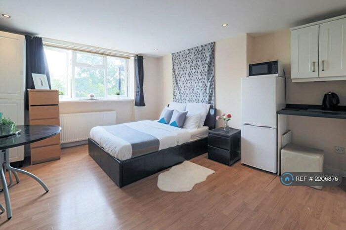 Studio To Rent In The Turret, Harrow, HA2