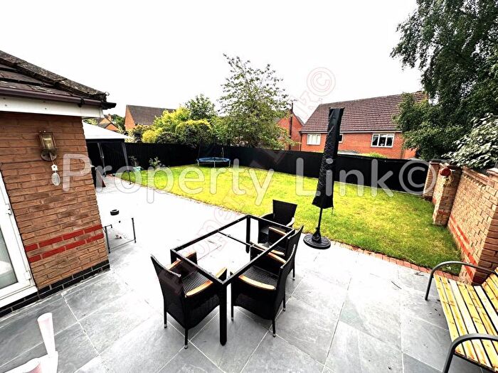 4 Bedroom Property To Rent In Balmoral Road, Coalville, LE67