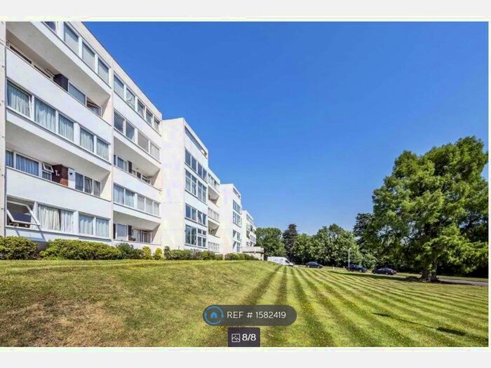 2 Bedroom Flat To Rent In Parson Street, London, NW4