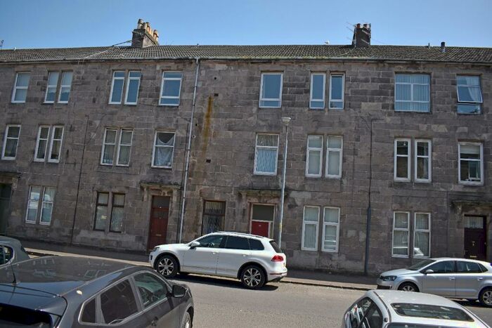 1 Bedroom Flat To Rent In Wallace Street, Dumbarton, West Dunbartonshire, G82
