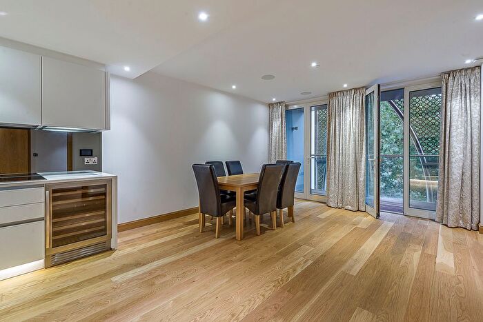 2 Bedroom Flat To Rent In The Courthouse, Horseferry Road, SW1P