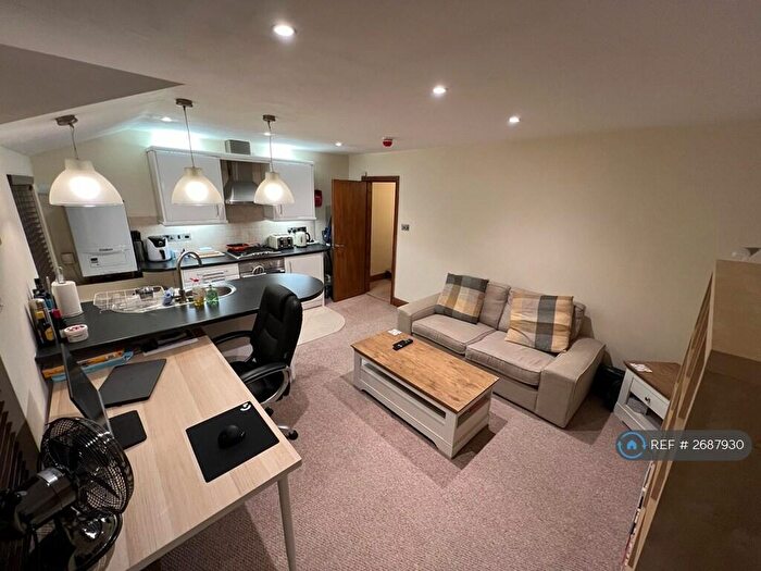 1 Bedroom Flat To Rent In Keppel Road, Manchester, M21