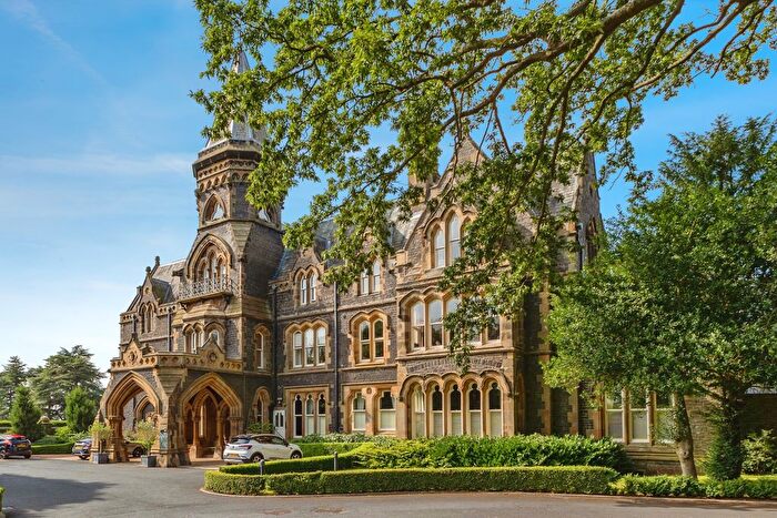 3 Bedroom Flat For Sale In Wyke Lane, Middlesbrough, Cleveland, TS7