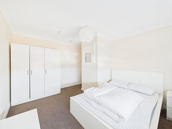 Studio To Rent In Lisher Road, Lancing, BN15