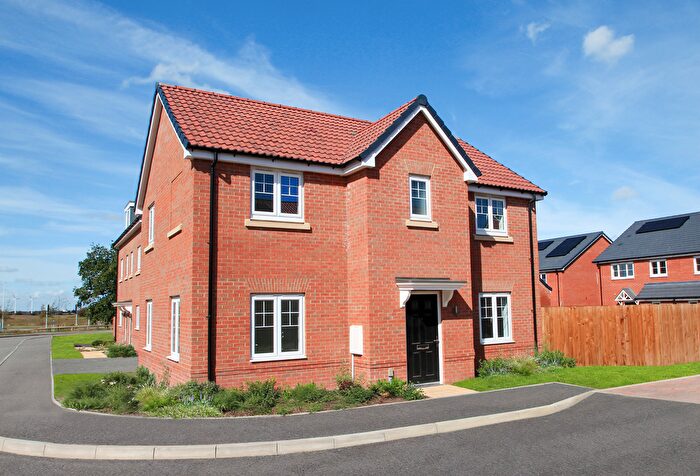4 Bedroom Detached House For Sale In Wootton Grange Way, South Wootton, King's Lynn, PE30