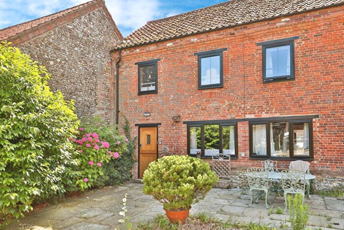 2 Bedroom Barn Conversion For Sale In Swaffham Road, Toftrees, Fakenham, NR21