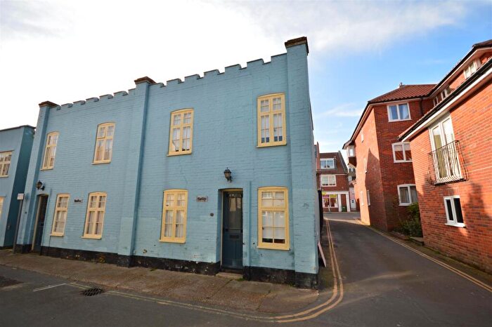 2 Bedroom End Of Terrace House To Rent In Aldeburgh, IP15